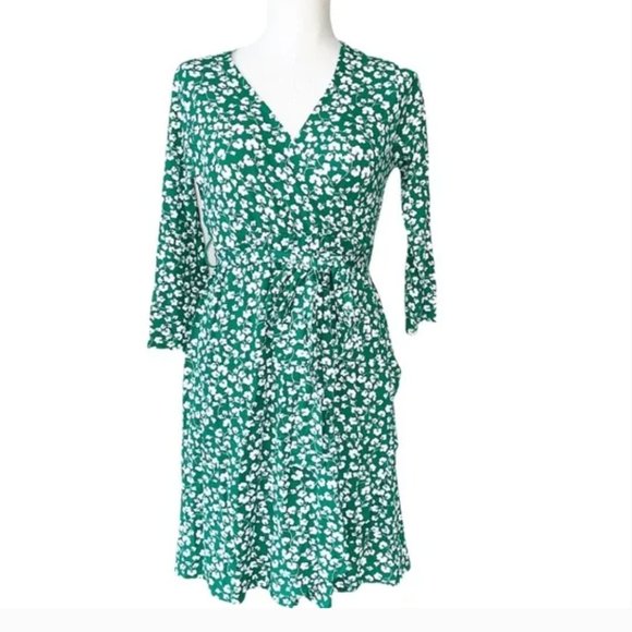 NWT MAMA X H&M Jersey Floral Wrap Style Dress  Green Medium - Picture 5 of 9